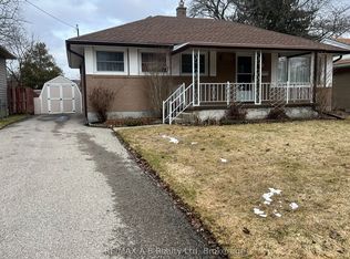 30 Arthur St, Stratford, ON N5A6E3