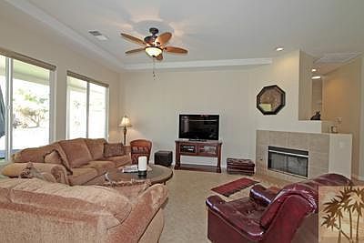 4th image of 43597 Parkway Esplanade E