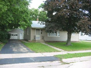 336 E Hosmer, Loves Park, IL 61111