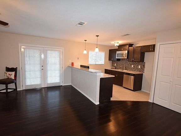 3rd image of 5541 Ramsey Dr