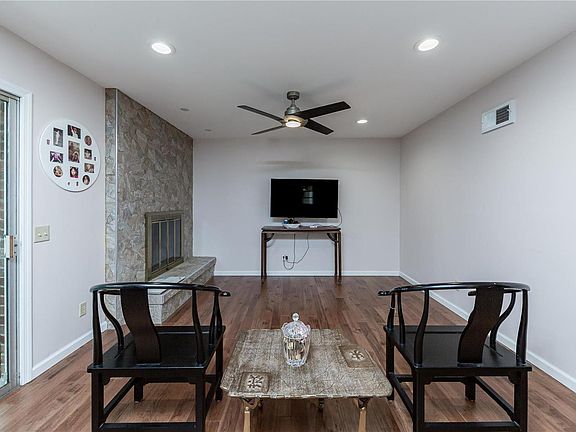 4th image of 72 Morwood Ln