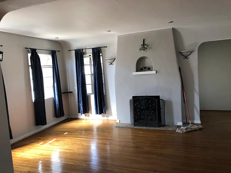 360 Adams Ave — Photo 25