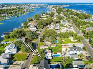 549 Parker Ave, Brick, NJ 08724