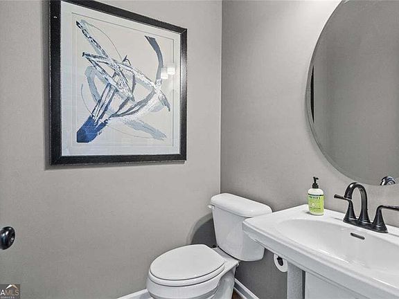 4th image of 124 Trinity Dr #49