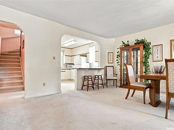 4th image of 1519 Munroe AVENUE S