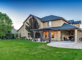 1231 W Oakhampton Dr, Eagle, ID 83616