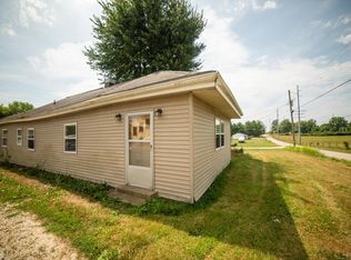 1515 S Meridian Rd, Mitchell, IN 47446