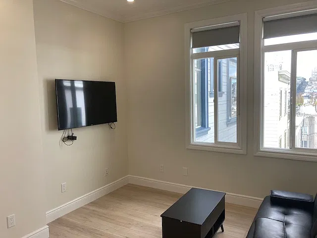 456 Union St — Photo 2