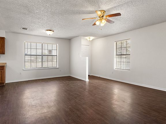 5th image of 1501 S 29th St