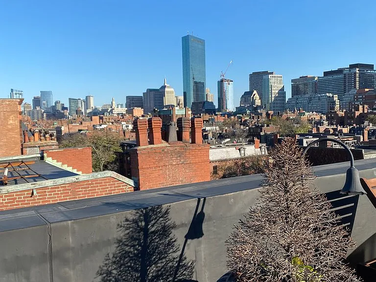 458 Beacon St #1 — Photo 4