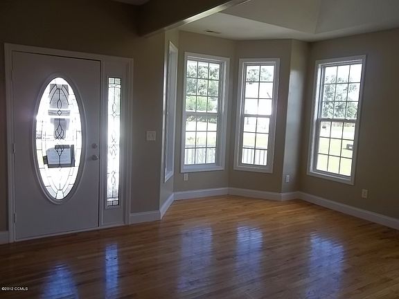3rd image of 111 Perry Meadow Drive