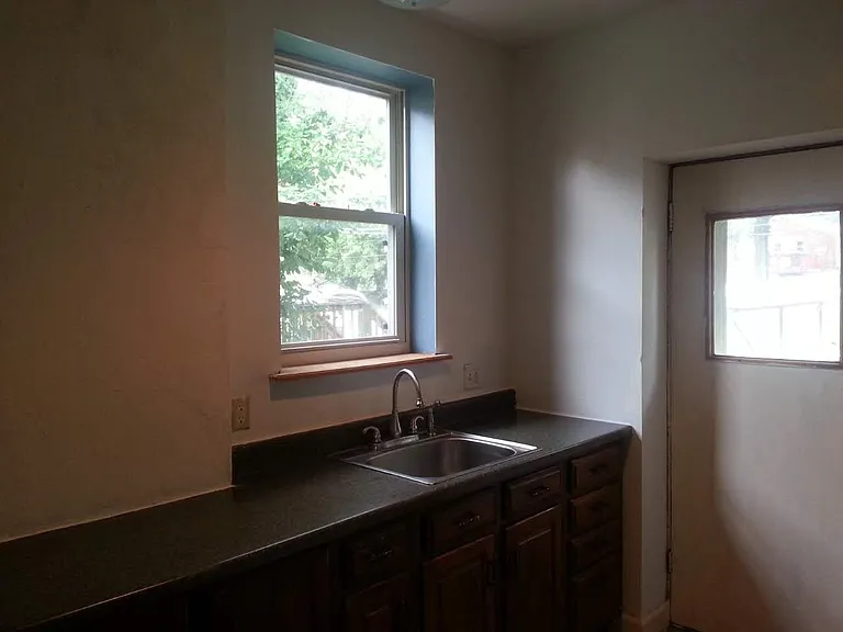 6636 McCune Ave — Photo 4