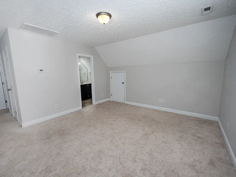 202 Croatan Woods Dr — Photo 15