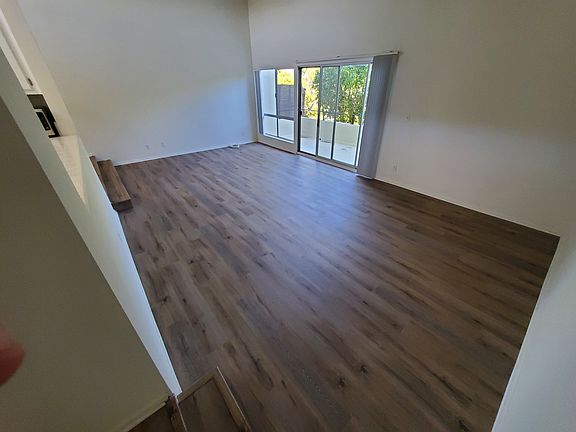 4th image of 1122 18th St APT 210