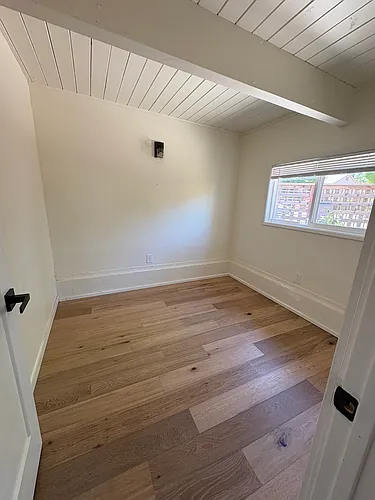 280 Marshall Way Photo 1