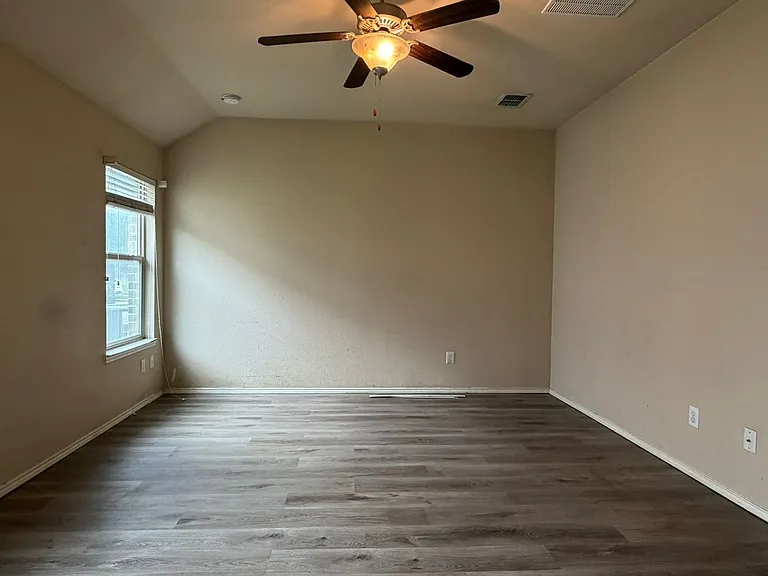 2621 Frisco Wood Dr — Photo 11