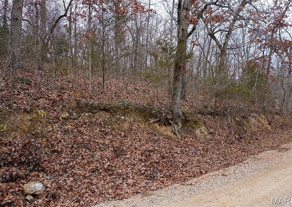 2nd image of TRACT Holiday Ln #D
