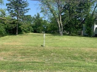 1715 Greenwood Rd, Glenview, IL 60026