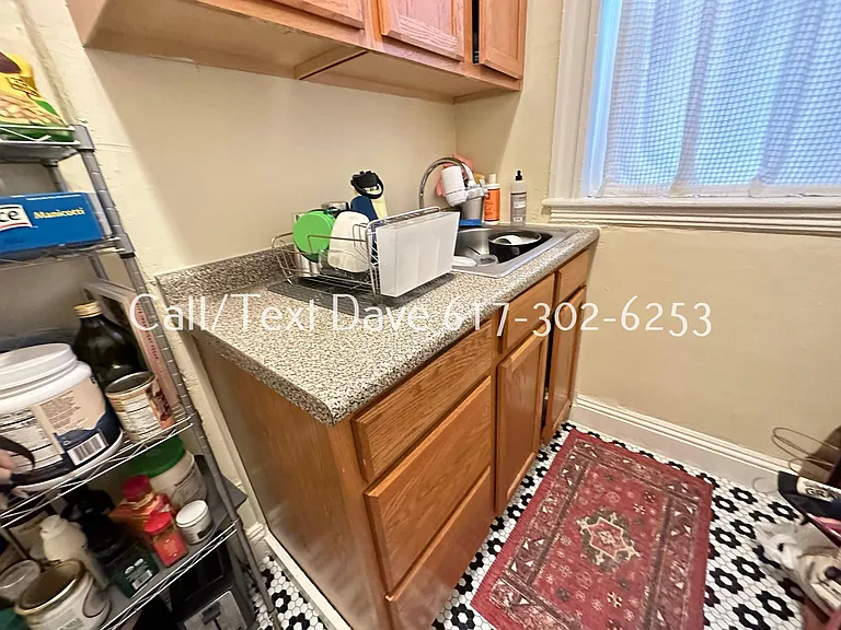 64 Woodstock Ave #28 — Photo 8