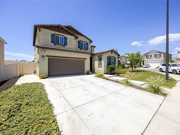 2nd image of 2229 Opal St