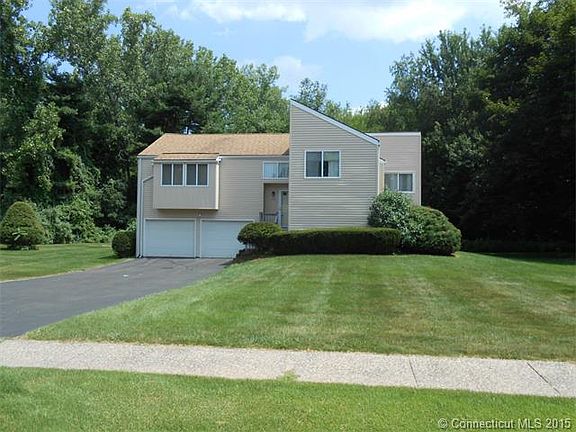 2nd image of 145 Skyline Dr