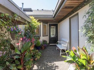 12975 17th Ave #4, Surrey, BC V4A8T3