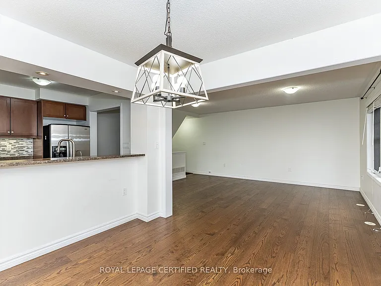 561 Speyer Cir — Photo 10