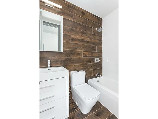 Rented by MySpaceNYC | media 9