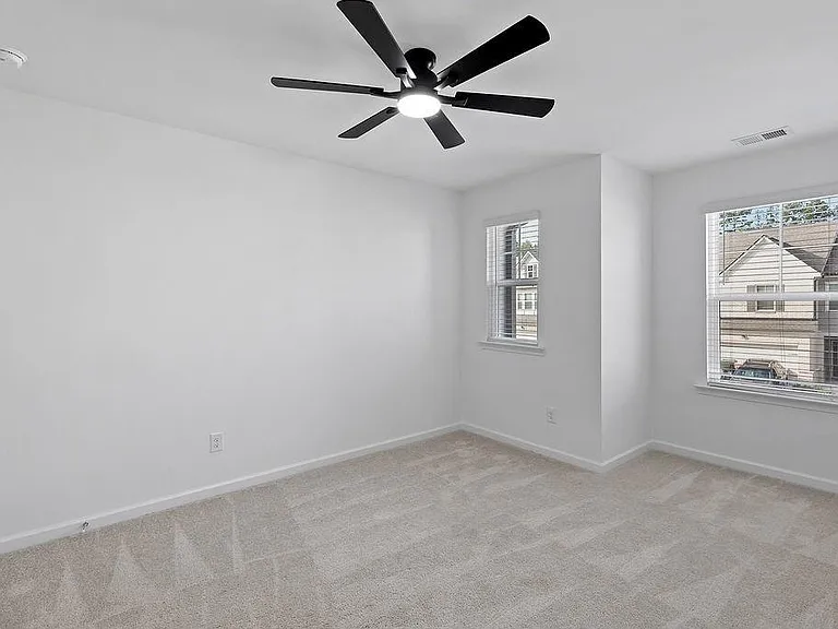 2749 Lou Lou Ln — Photo 19