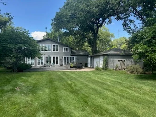 603 Oeffling Dr, McHenry, IL 60051