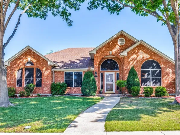 2705 Carmel Dr, Carrollton, TX 75006