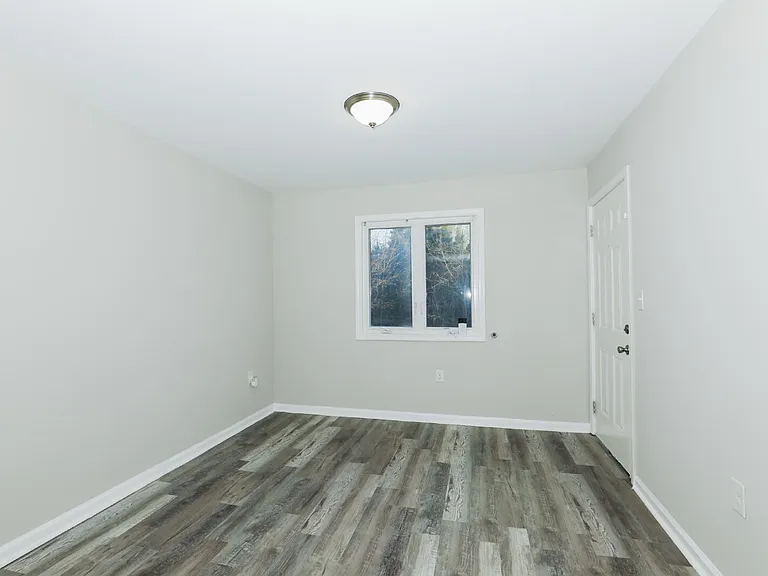 166 Anderson Ave NW #B04 — Photo 5