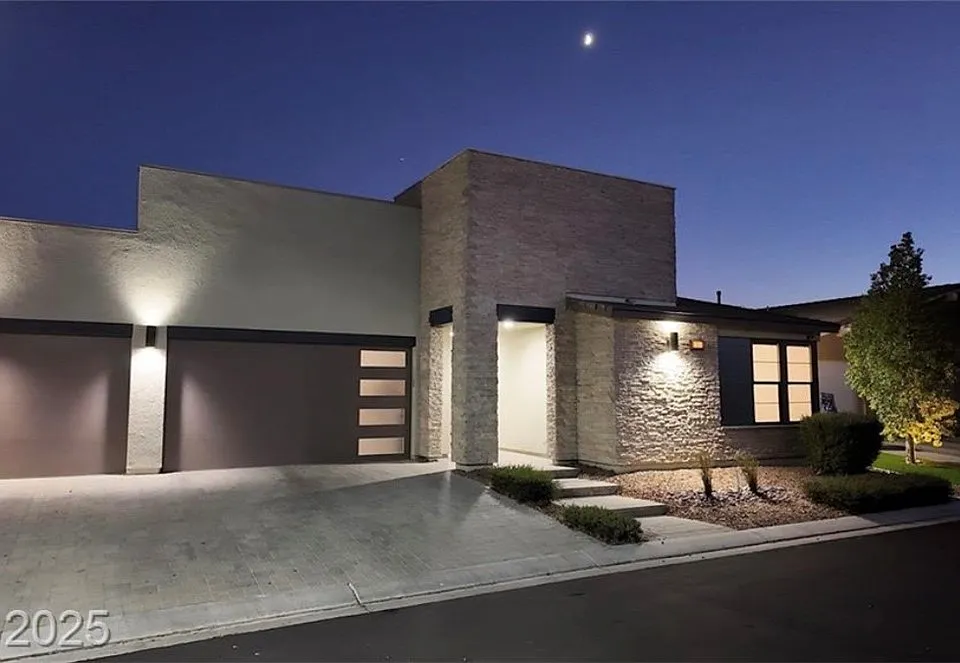 9239 Beltana Ct