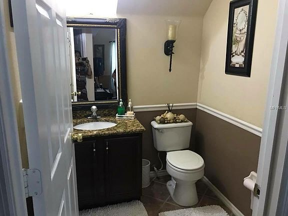 5th image of 1142 Lake Biscayne Way