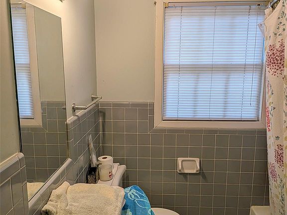 2nd image of 5906 Nasco Dr