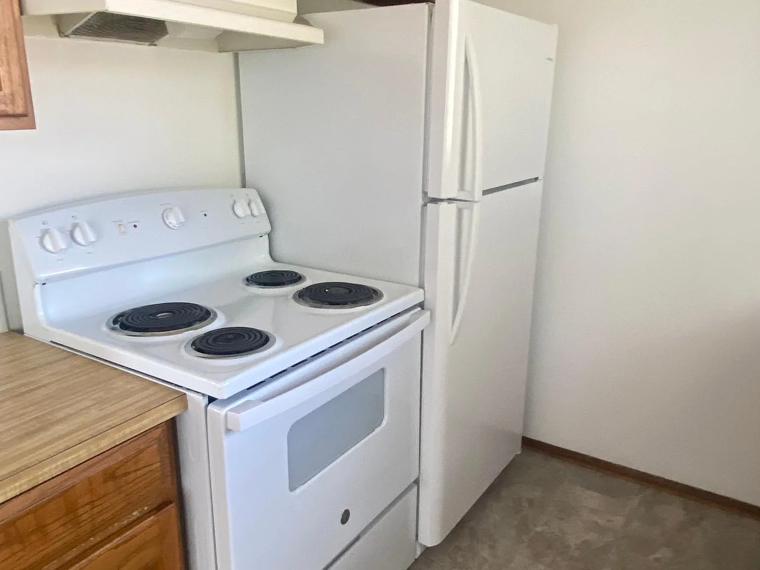 2 bed, 875 sqft, $825 — Photo 3