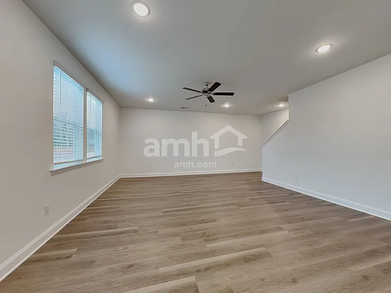 4709 Summit View Ct — Photo 6