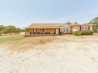 367 Indian School Rd, Bowie, TX 76230