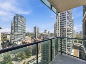 70 Roehampton Ave