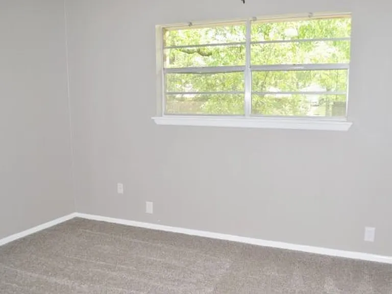 31 Pebble Hill Dr — Photo 24