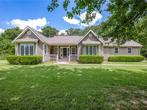 13946 Fairmount Rd, Siloam Springs, AR 72761