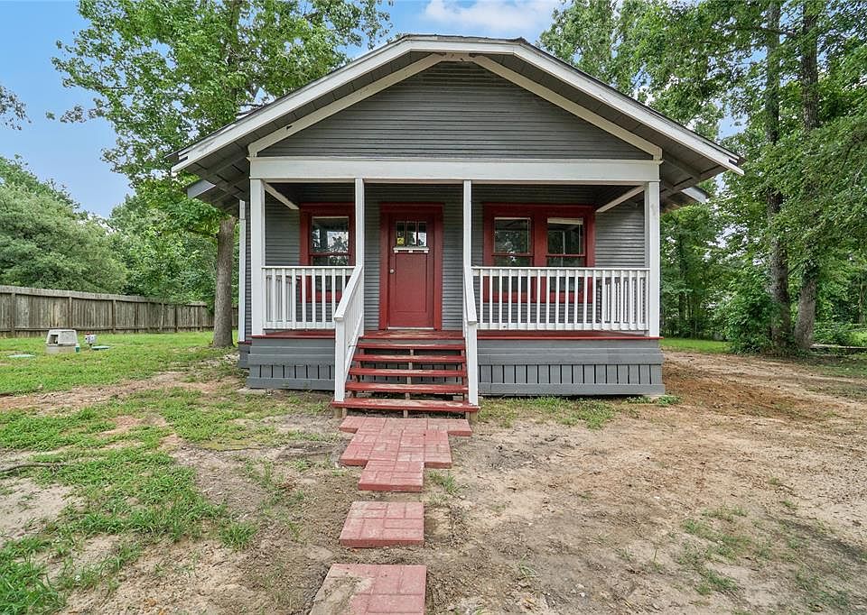 1st image of 31118 Goldenrod Ln