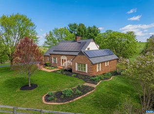 1732 Hermitage Rd, Waynesboro, VA