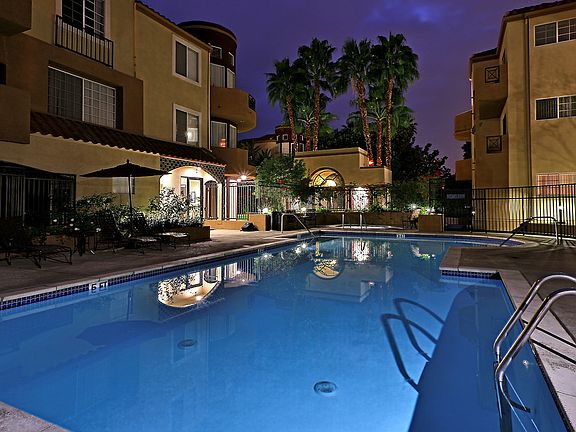 Regency at Encino