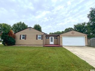 1311 Johnson Ln, Springfield, IL 62702
