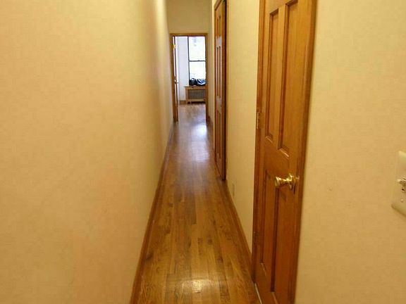 3rd image of 118 W 83rd St APT 1d