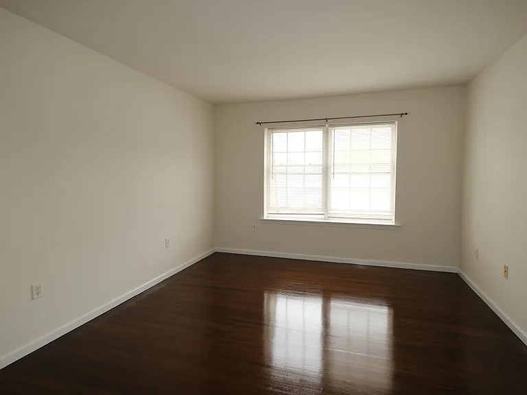 1020 W Elizabeth Ave #C7 — Photo 3