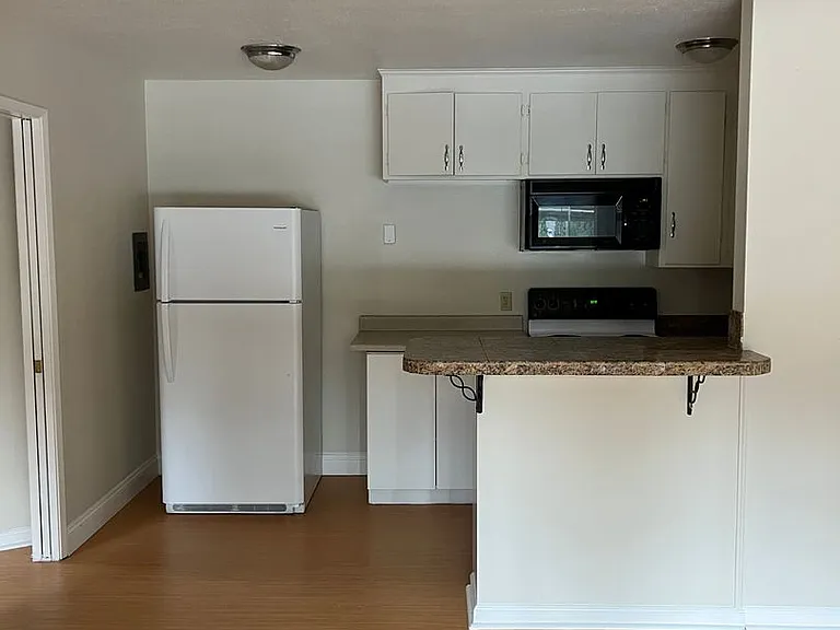2982 Magliocco Dr — Photo 2