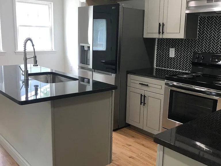 107 Crane Ave — Photo 39