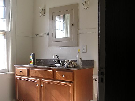 2nd floor bath
